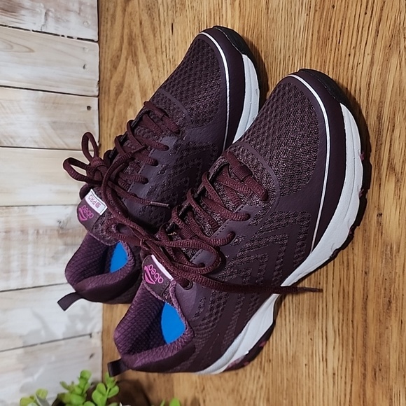 Abeo Shoes Abeo 247 Paradigm Tennis Shoes In Plum Poshmark